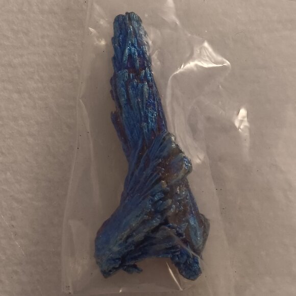 Nature Jewelry - NWT Gorgeous Peacock Rock Shimmery Metallic Blue Pink Multicolored Gem Natural
